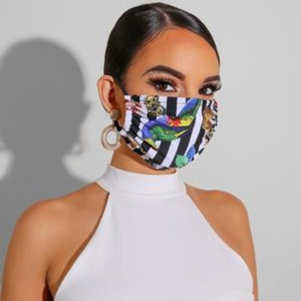 In the Jungle Animal Print Face Mack Black - Picture 1 of 5